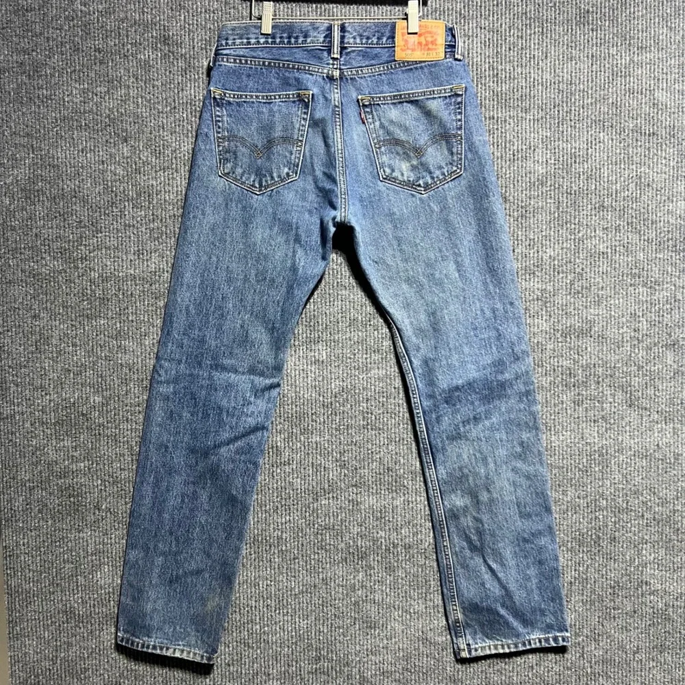 Levis 505 Regular Fit Jeans Mens 31x32 Blue Straight Leg Denim Pants